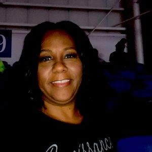 Meet your Posher, Nicky